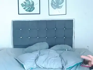 Selena_yourmilf  live sex cam
