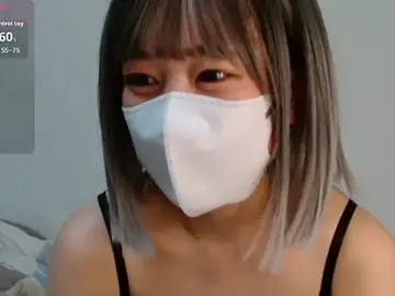 Yuki4179  live sex cam