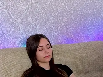 Dutifulandwet  live sex cam
