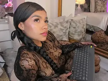 NaylaGrey  live sex cam
