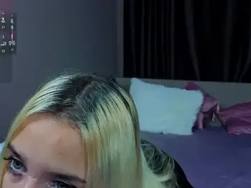 NenaBreiter  live sex cam