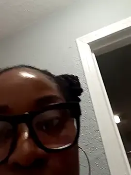 SEXYYYYTEEE  live sex cam
