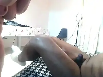 Fogosatetona69  live sex cam