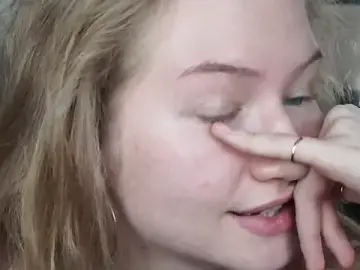 Hetaerart  live sex cam