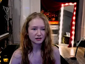 Hetaerart  live sex cam