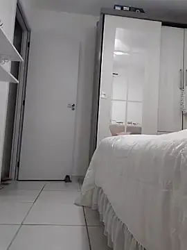 Sapequinhaahmister  live sex cam