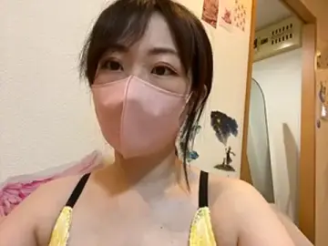 Tukha_osiriopai  live sex cam