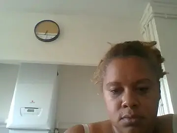 DOMINATRICESANDRA  live sex cam