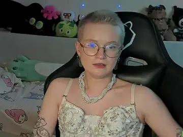 JulietFowler  live sex cam