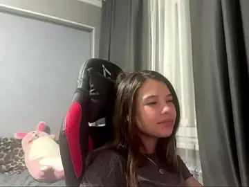 Julllesimons  live sex cam