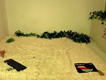 LiuYani  live sex cam