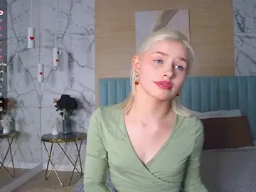 SandyShayes  live sex cam