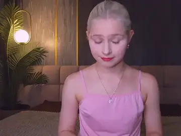 SandyShayes  live sex cam