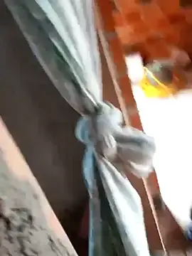 __-puta  live sex cam