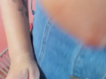 _bianca_busty  live sex cam