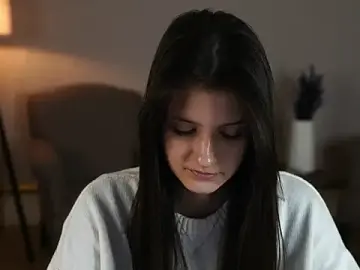 DorineLondo  live sex cam