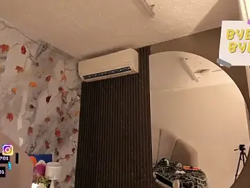 Katemoss70  live sex cam