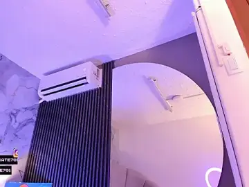 Katemoss70  live sex cam