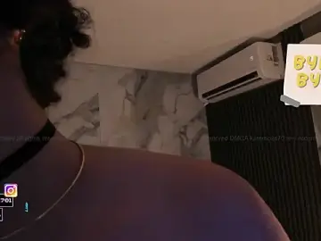 Katemoss70  live sex cam