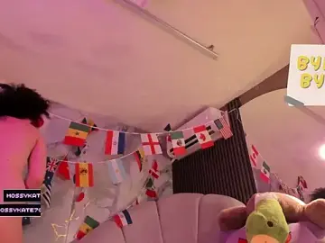 Katemoss70  live sex cam