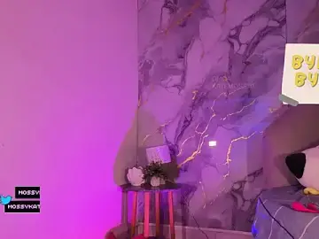 Katemoss70  live sex cam