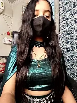 Parinaaz18  live sex cam