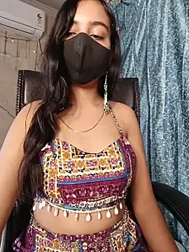 Parinaaz18  live sex cam