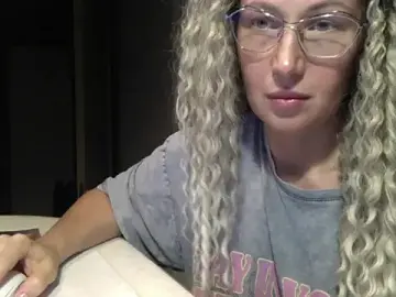 Solenyavo  live sex cam