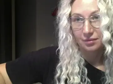 Solenyavo  live sex cam