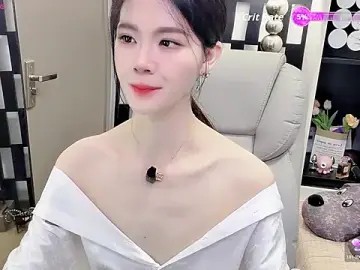 Yueyue-MM  live sex cam