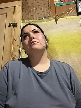 BrattyXgoodXgirl  live sex cam