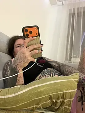 Laila_cruz  live sex cam