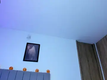 Sophie_connors  live sex cam