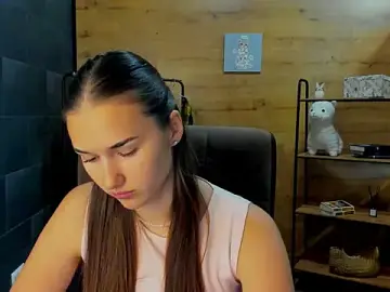 DianaaHill  live sex cam