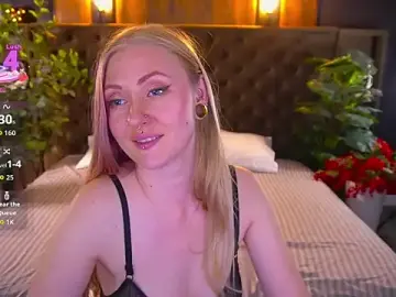 DramaQuenns  live sex cam