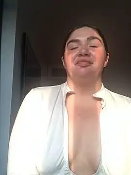 Imogenbabyyy  live sex cam