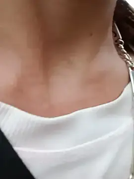 Jasmine_Navaa  live sex cam