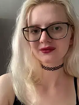 Kwinzel  live sex cam