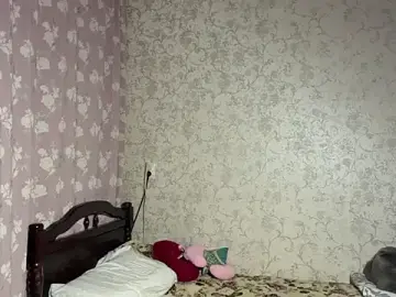 MeganHollyss  live sex cam