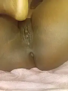 Sweetie_pussy  live sex cam