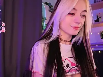 TristaRoht  live sex cam