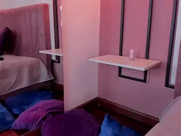 Leah_shainee  live sex cam