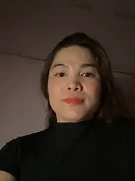 Luckythanhy  live sex cam