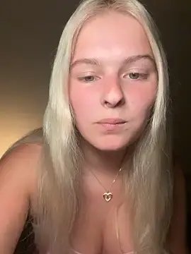 Allylove03  live sex cam