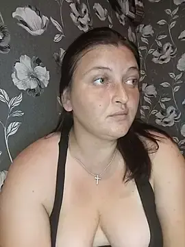 Angelina9612  live sex cam
