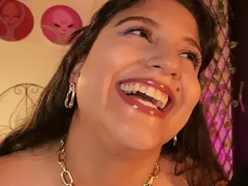 Avelyne  live sex cam