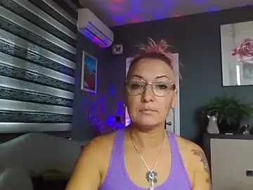 CreziBird  live sex cam