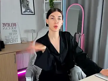 LunaRossaa  live sex cam