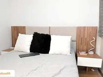 MalejaDiaz_  live sex cam