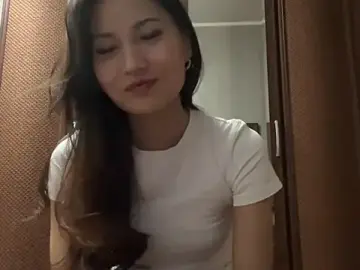 MiaPoison  live sex cam